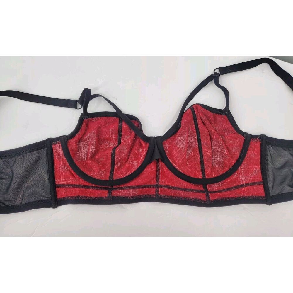 Torrid Curves Strappy Underwire Bra Red Black Plaid Bra Size 0 - Picture 4 of 6